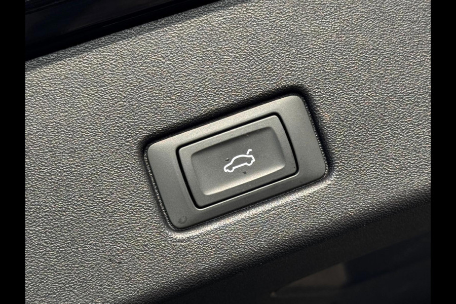 Audi Q4 e-tron 45 Advanced edition 82 kWh, achteruitrijcamera, stoelverwarming, sfeerverlichting, 1 e eigenaar, NL auto met nap