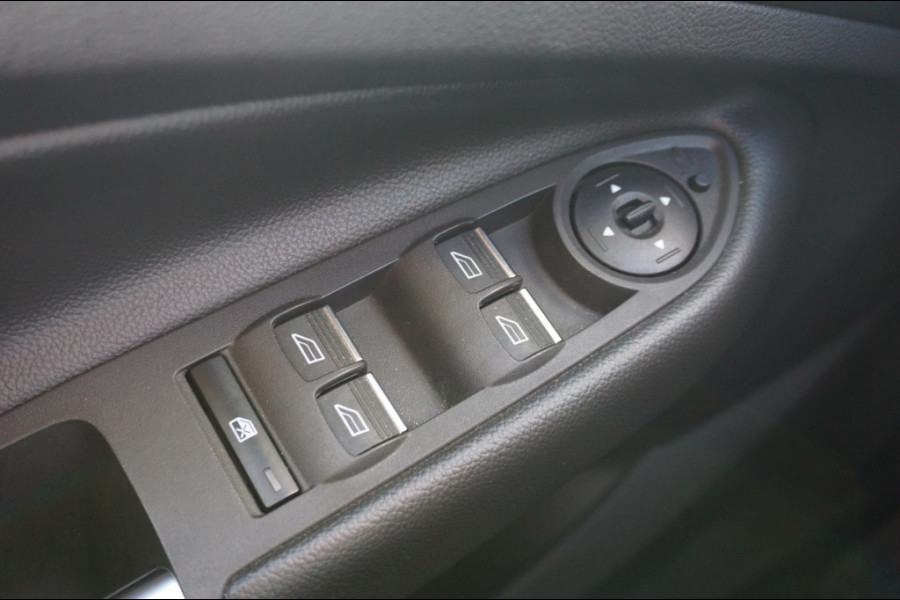 Ford Kuga 175PK EcoBoost ST Line AWD | AUTOMAAT | TREKHAAK