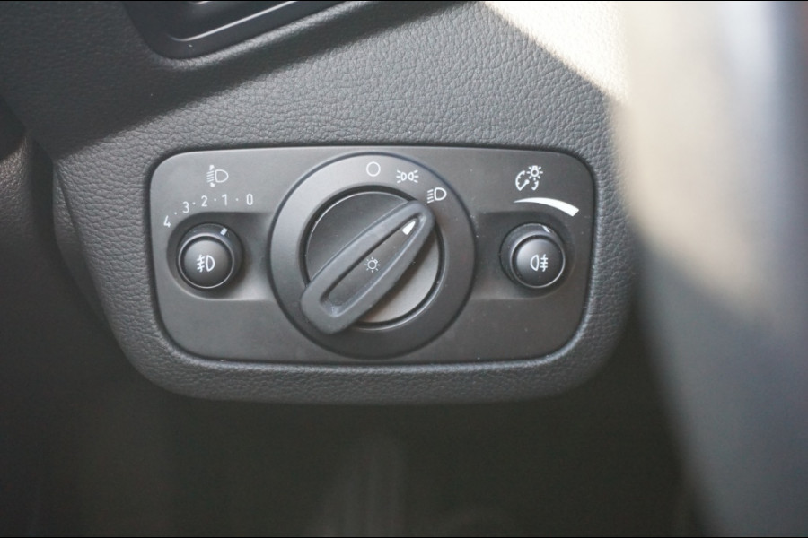 Ford Kuga 175PK EcoBoost ST Line AWD | AUTOMAAT | TREKHAAK