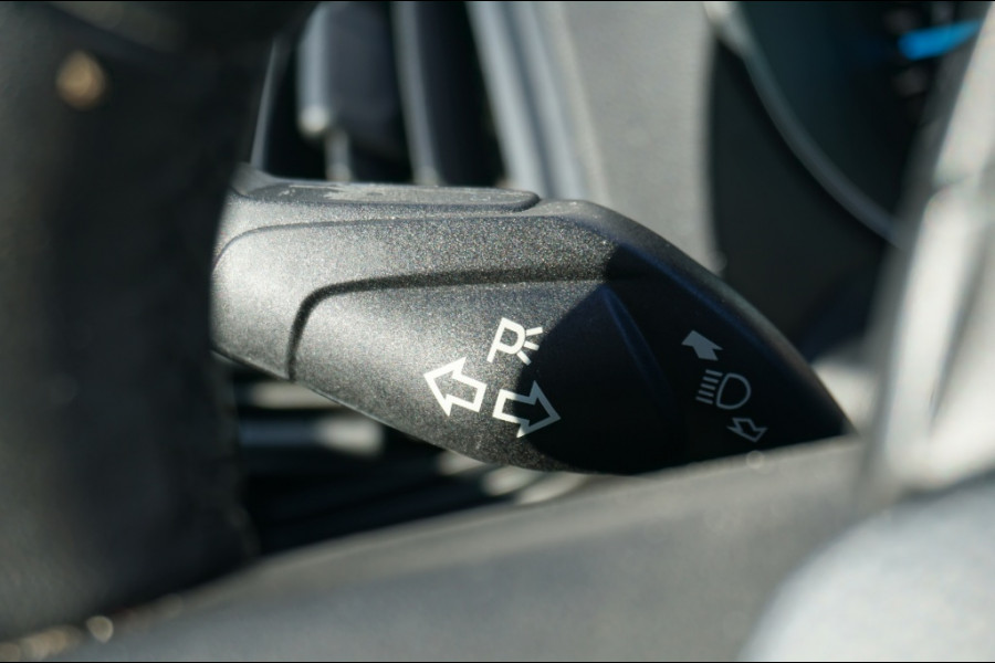 Ford Kuga 175PK EcoBoost ST Line AWD | AUTOMAAT | TREKHAAK