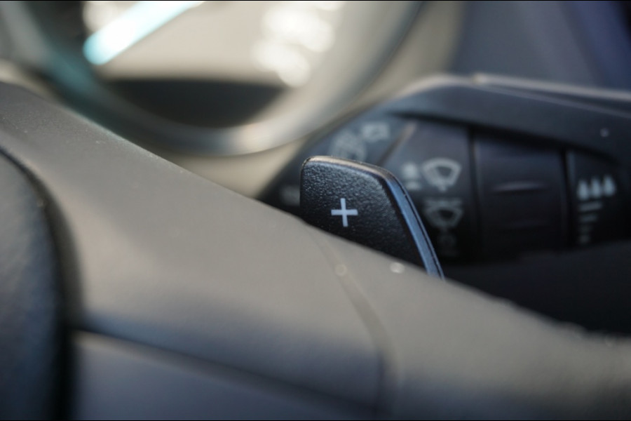 Ford Kuga 175PK EcoBoost ST Line AWD | AUTOMAAT | TREKHAAK