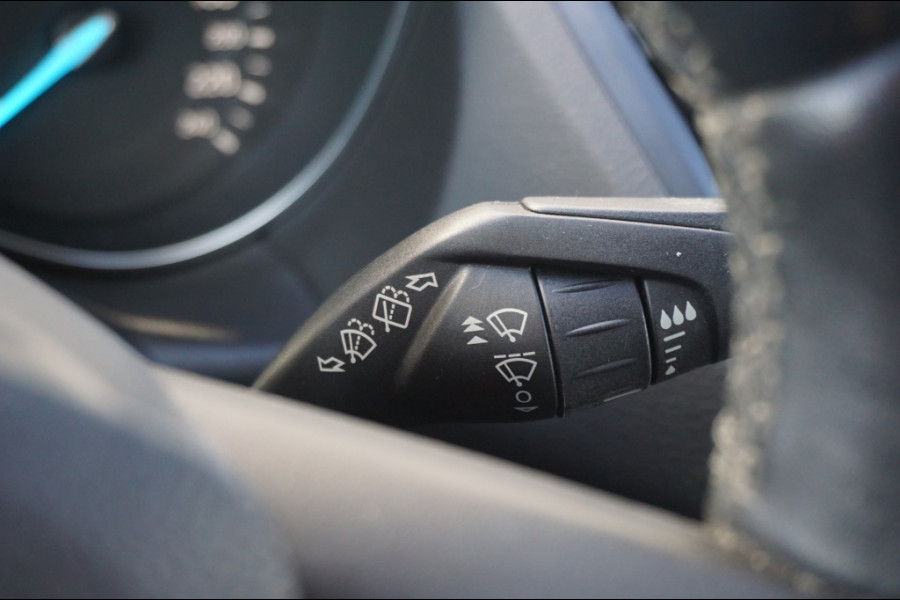 Ford Kuga 175PK EcoBoost ST Line AWD | AUTOMAAT | TREKHAAK