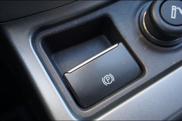 Ford Kuga 175PK EcoBoost ST Line AWD | AUTOMAAT | TREKHAAK