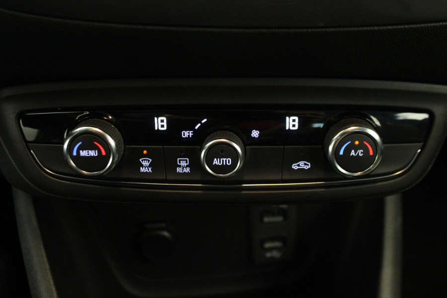 Opel Crossland 1.2 Turbo Business Elegance