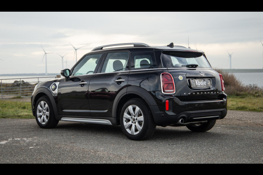 MINI Countryman 1.5 Cooper S E ALL4 Essential CAMERA / NAVI / CARPLAY / AIRCO / ZWART / STOELVERWARMING