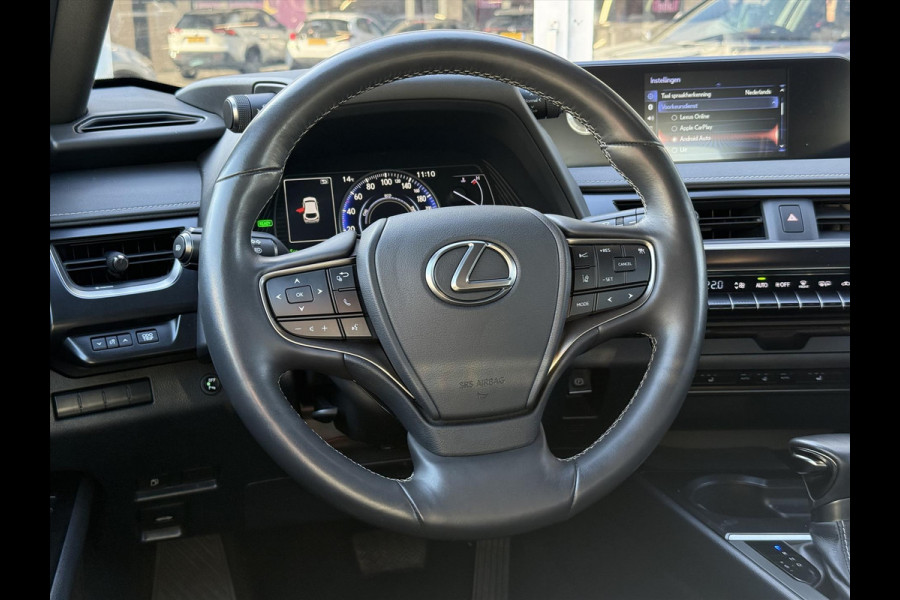 Lexus UX 250h 184pk Luxury Line | Stoel + Stuurverwarming, Parkeersensoren, Keyless, DAB, Adaptive cruise control