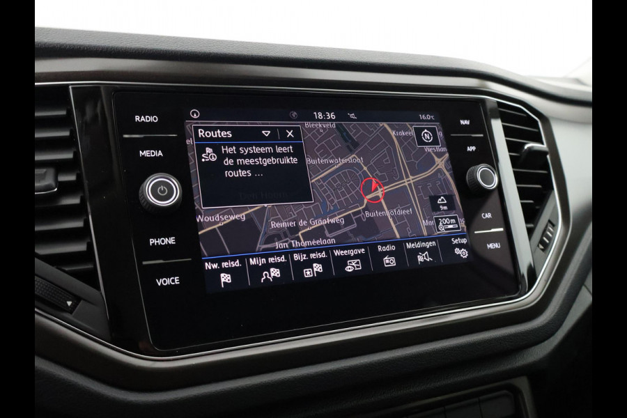 Volkswagen T-Roc 1.0 TSI Two-Tone | Apple Carplay & AndroidAUTO | Privacy Glass |