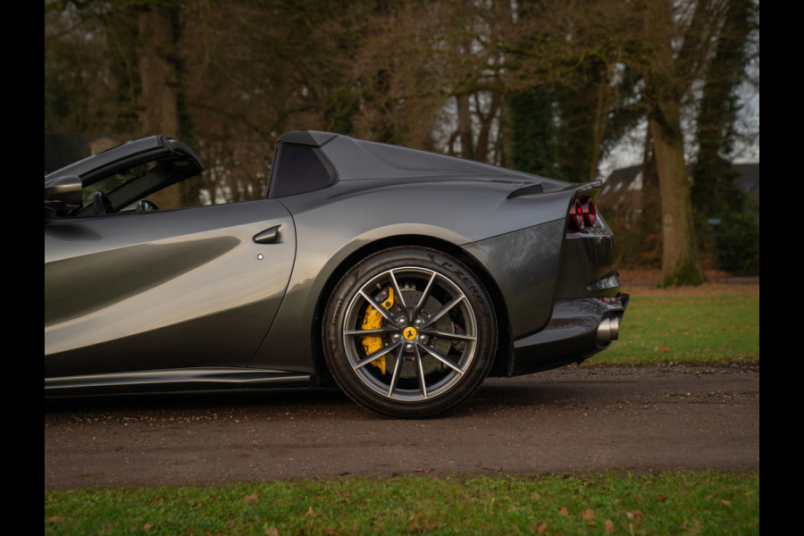 Ferrari 812 GTS 6.5 V12 HELE | Carbon | Pass. Display | Lift | JBL | Surround view