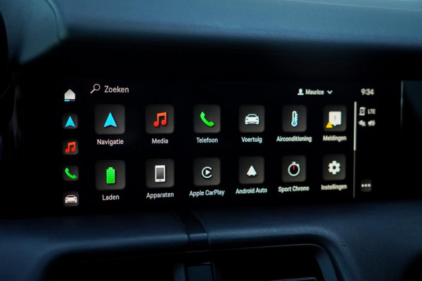 Porsche Taycan Performance 84 kWh / Pano / Warmtepomp / Bose / Luchtvering / 21''