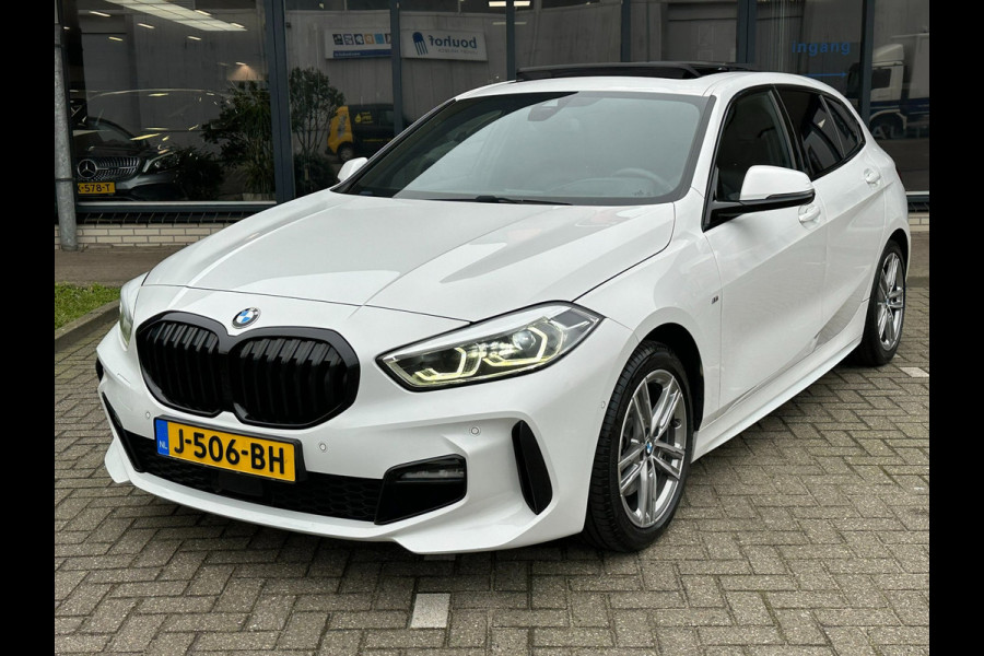 BMW 1-serie 118i High Executive Edition M-PAKKET l PANO l