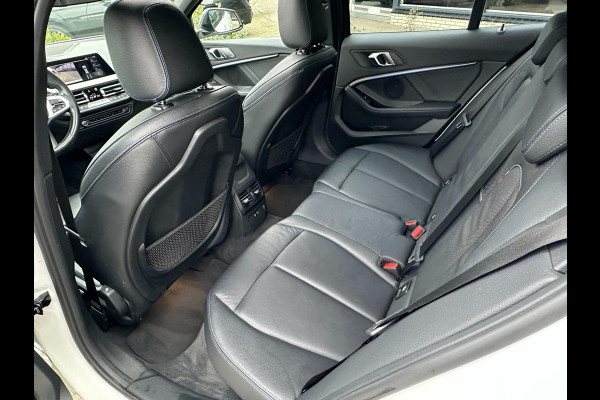 BMW 1-serie 118i High Executive Edition M-PAKKET l PANO l