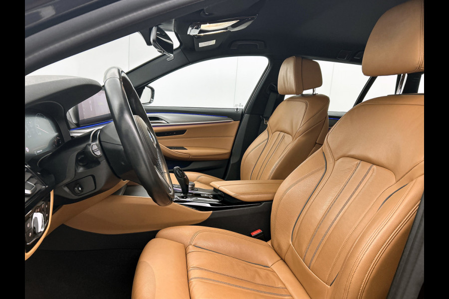 BMW 5 Serie Touring 530i M-SPORT High Executive Edition(NL-auto, Dealer OnderH, Navi Pro, Comfort Zetels, StoelV, Camera, ETc)