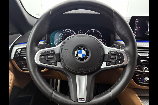 BMW 5 Serie Touring 530i M-SPORT High Executive Edition(NL-auto, Dealer OnderH, Navi Pro, Comfort Zetels, StoelV, Camera, ETc)