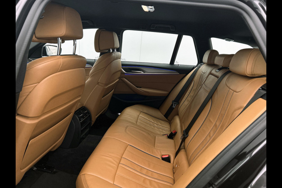 BMW 5 Serie Touring 530i M-SPORT High Executive Edition(NL-auto, Dealer OnderH, Navi Pro, Comfort Zetels, StoelV, Camera, ETc)