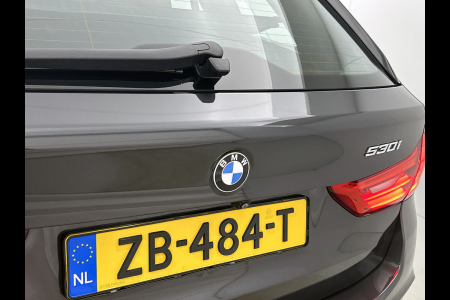 BMW 5 Serie Touring 530i M-SPORT High Executive Edition(NL-auto, Dealer OnderH, Navi Pro, Comfort Zetels, StoelV, Camera, ETc)