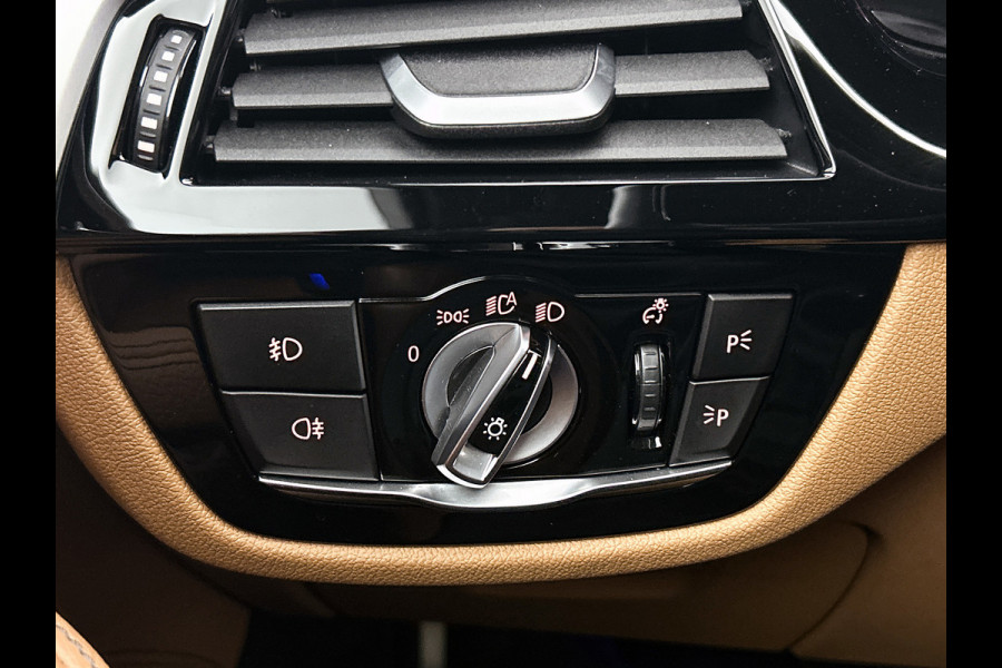 BMW 5 Serie Touring 530i M-SPORT High Executive Edition(NL-auto, Dealer OnderH, Navi Pro, Comfort Zetels, StoelV, Camera, ETc)