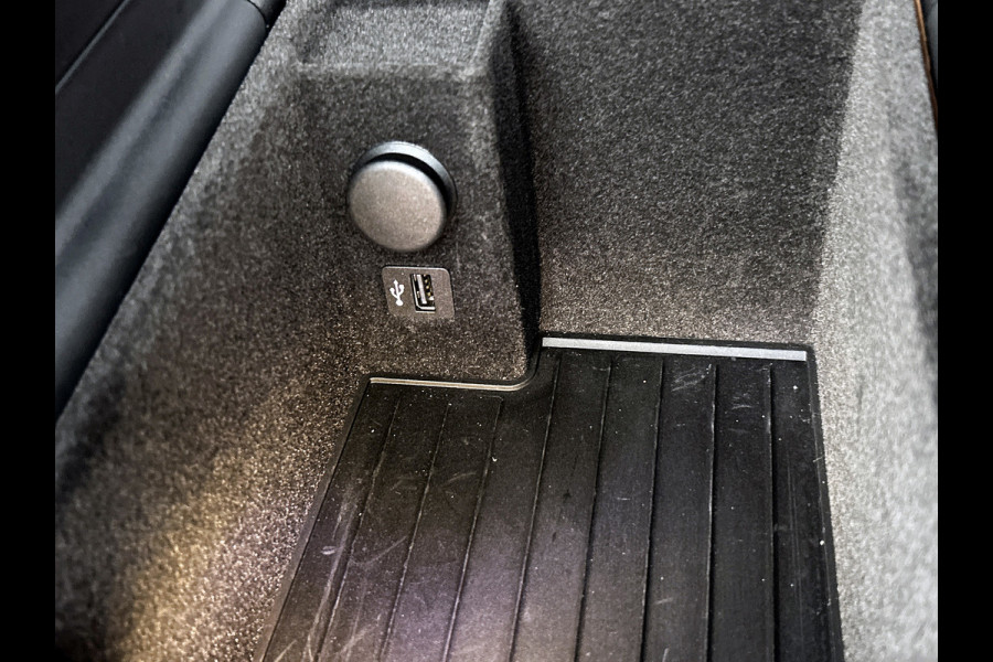 BMW 5 Serie Touring 530i M-SPORT High Executive Edition(NL-auto, Dealer OnderH, Navi Pro, Comfort Zetels, StoelV, Camera, ETc)