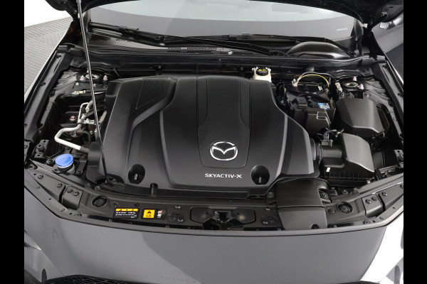 Mazda 3 2.0 e-SkyActiv-X M Hybrid 186 Black Luxury | Navigatie | Stoelverwarming | Camera |