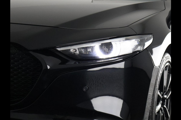 Mazda 3 2.0 e-SkyActiv-X M Hybrid 186 Black Luxury | Navigatie | Stoelverwarming | Camera |