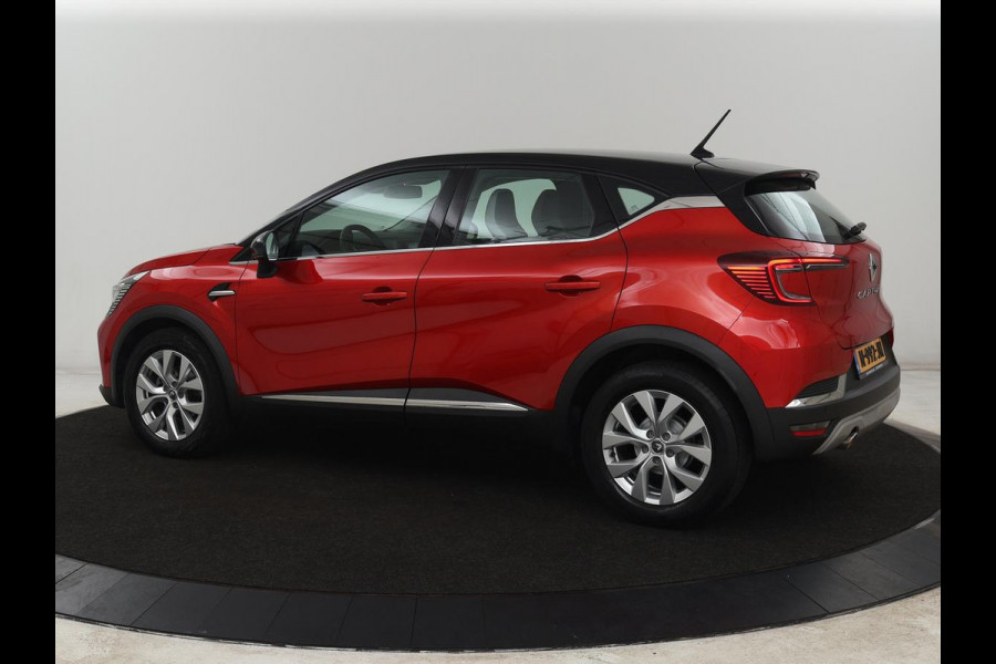 Renault Captur 1.3 TCe 140 Intens | Automaat | Camera | Carplay | Keyless | Navigatie | Full LED | 17'' | Climate control | Half leder | Cruise control | Bluetooth