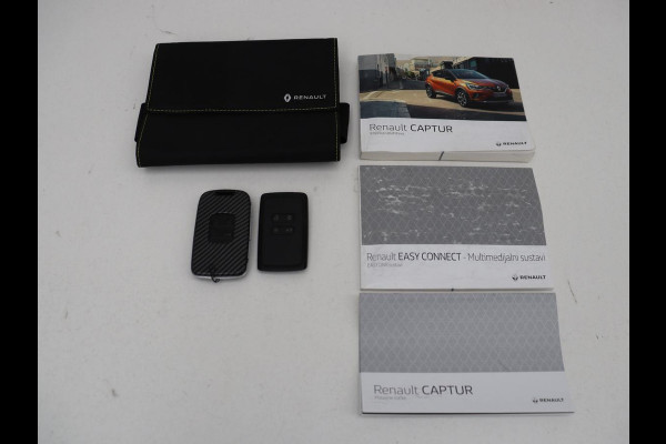 Renault Captur 1.3 TCe 140 Intens | Automaat | Camera | Carplay | Keyless | Navigatie | Full LED | 17'' | Climate control | Half leder | Cruise control | Bluetooth