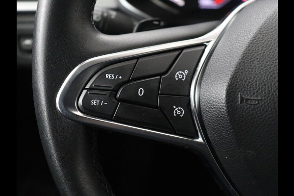 Renault Captur 1.3 TCe 140 Intens | Automaat | Camera | Carplay | Keyless | Navigatie | Full LED | 17'' | Climate control | Half leder | Cruise control | Bluetooth