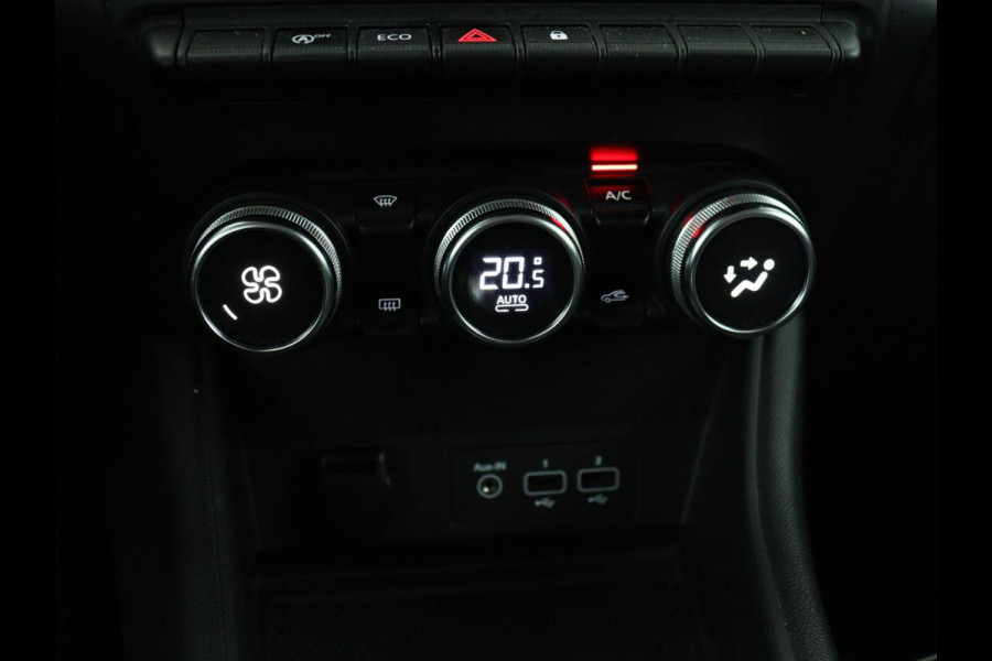 Renault Captur 1.3 TCe 140 Intens | Automaat | Camera | Carplay | Keyless | Navigatie | Full LED | 17'' | Climate control | Half leder | Cruise control | Bluetooth