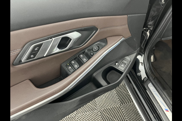 BMW 3 Serie Touring 330e eDrive M-Sportpack Edition (Plug-In) (INCL-BTW) *PANO | LEATHER | HEAD-UP | ADAPTIVE-CRUISE | FULL-LED | KEYLESS | DIGI-COCKPIT | HEATED-SPORTSEATS | CAMERA | HIFI-SOUND | PRIVACYGLASS | DAB+ | SHIFTPADDLES | NAVI-FULLMAP | 19"A