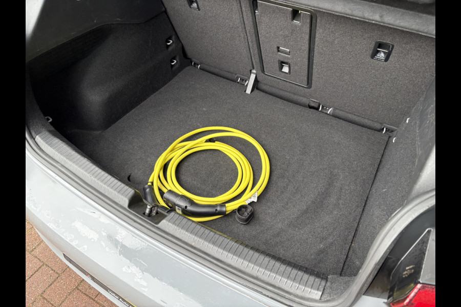 Volkswagen ID.3 First Plus 58 kWh 93%SoH KEYLESS/CAMERA/19INCH/WINTERPACK/ADAPT.CRUISE