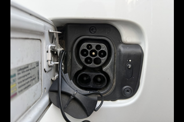 Volkswagen E-Caddy Maxi 37.3kWh ABTe Caddy L2H1 Lichtmetalen velgen 15inch Airco Trekhaak Parkeersensoren