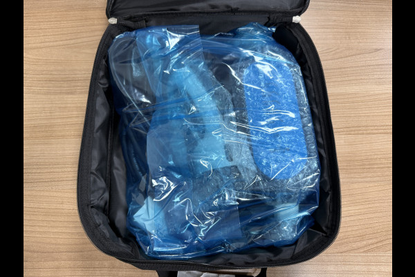 Volkswagen E-Caddy Maxi 37.3kWh ABTe Caddy L2H1 Lichtmetalen velgen 15inch Airco Trekhaak Parkeersensoren