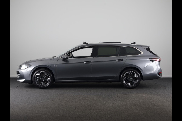 Volkswagen Passat Variant Elegance Business 1.5 eHybrid 204 pk DSG | 18" LM |  Leder Pakket |  Panoramadak | 360 graden camera |