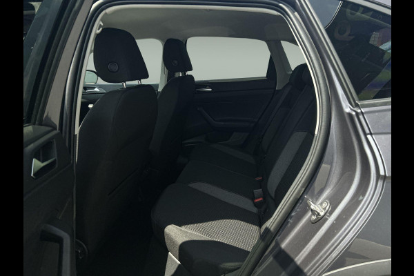 Volkswagen Taigo Life Edition 1.0 95 pk 5 versn. Hand | Climatronic | Trekhaak | Stoelverwarming | Camera |