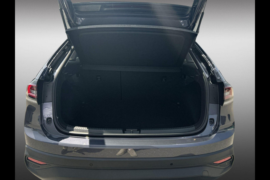 Volkswagen Taigo Life Edition 1.0 95 pk 5 versn. Hand | Climatronic | Trekhaak | Stoelverwarming | Camera |