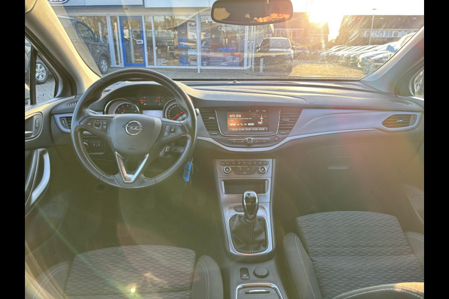 Opel Astra Sports Tourer 1.0 Turbo Business 105pk Trekhaak | Comfort Stoelen | Metaal lak | Climate control | Lichtmetalen velgen