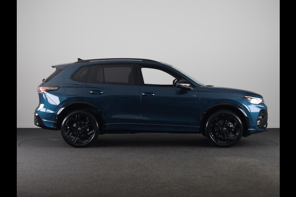 Volkswagen Tiguan R-Line Edition 1.5 eHybrid 204 PK DSG | 20" LM |  Black Style | Stoel & stuurverwarming | Trekhaak |