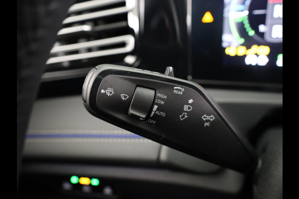 Volkswagen Tiguan R-Line Edition 1.5 eHybrid 204 PK DSG | 20" LM |  Black Style | Stoel & stuurverwarming | Trekhaak |