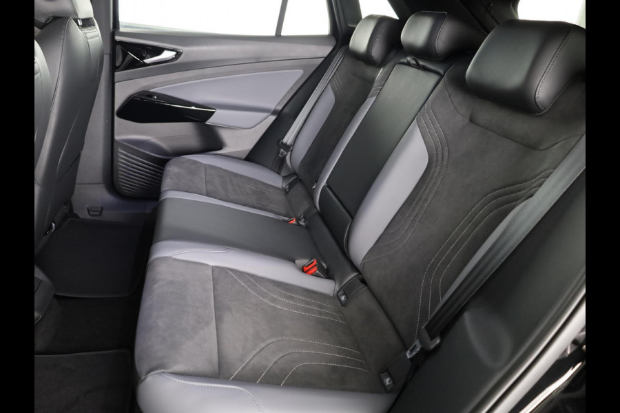Volkswagen ID.4 Pro Limited Edition 77 kWh accu 286 PK | 19" LM | Black Edition | Stoel & Stuurverwarming |