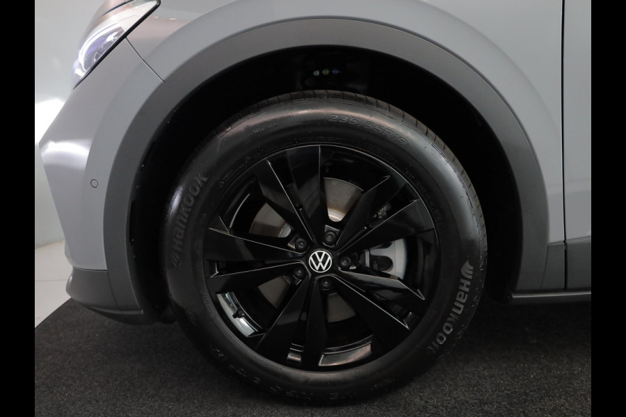 Volkswagen ID.4 Pro Limited Edition 77 kWh accu 286 PK | 19" LM | Black Edition | Stoel & Stuurverwarming |