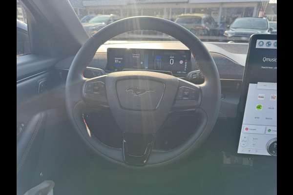 Ford Mustang Mach-E Extended Premium RWD 91 kWh | SCI | 294pk | Technology Pack Plus | Adaptieve Cruise |