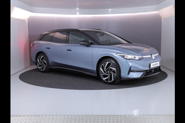 Volkswagen ID.7 Tourer Pro Limited Edition 77 kWh accu 286 PK | Velgen 19" | 360 graden camera | Stoel & Stuurverwarming |