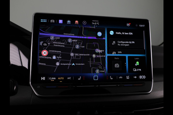 Volkswagen Golf Life Edition 1.5 eHybrid 204 PK | 18 "LM velgen | Stoel & Stuurverwarming | Camera |