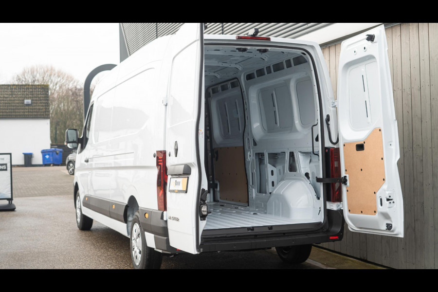 Renault Master T35 2.0 dCi 150 L3H2 Advance | Nieuw Model | Camera | Parkeersensoren | Apple Carplay