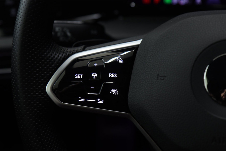 Volkswagen Golf 1.4 eHybrid GTE /PANO/IQLIGHT/CAM/CARPLAY/ACC/MEMORY/VOL