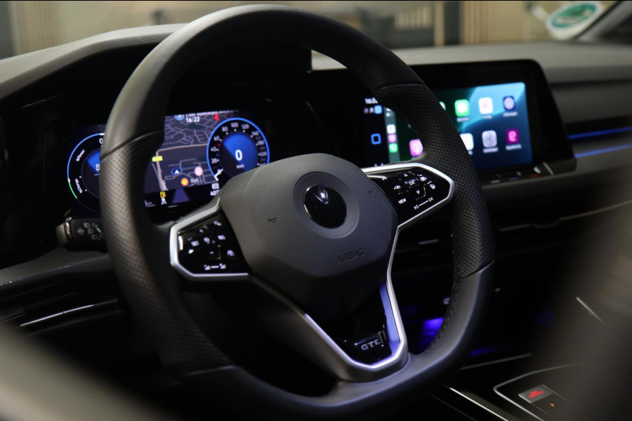Volkswagen Golf 1.4 eHybrid GTE /PANO/IQLIGHT/CAM/CARPLAY/ACC/MEMORY/VOL