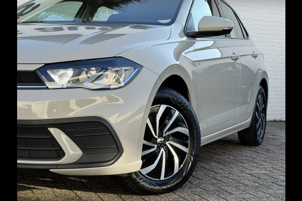 Volkswagen Polo 1.0 TSI Life Adaptive cruise Airco DAB radio Apple / Android Parkeersensoren v/a Navi