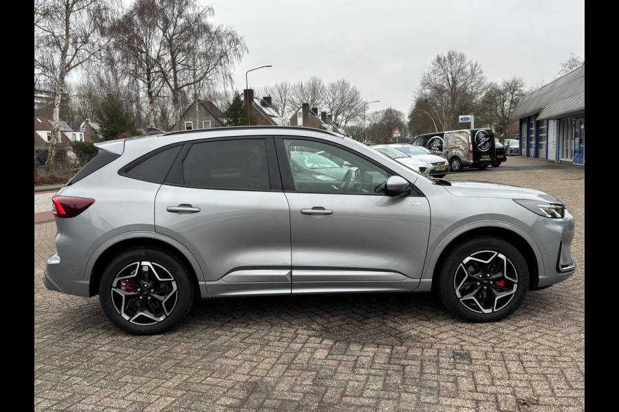 Ford Kuga 2.5 PHEV ST-Line X 243pk | Orig. NL auto | Panoramadak | Head up Display | Adpative LED | Winter Pack | Wegklapbare trekhaak | 19 inch lichtmetalen velgen