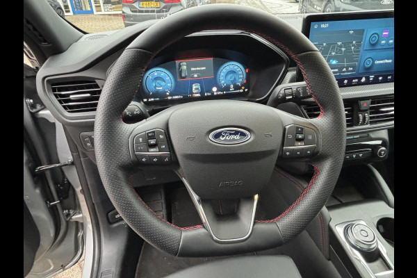 Ford Kuga 2.5 PHEV ST-Line X 243pk | Orig. NL auto | Panoramadak | Head up Display | Adpative LED | Winter Pack | Wegklapbare trekhaak | 19 inch lichtmetalen velgen