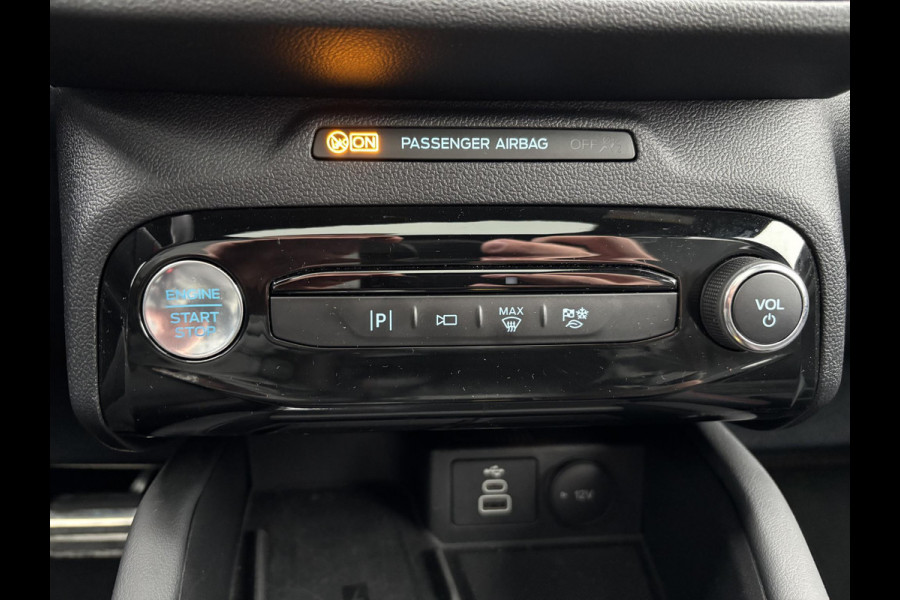 Ford Kuga 2.5 PHEV ST-Line X 243pk | Orig. NL auto | Panoramadak | Head up Display | Adpative LED | Winter Pack | Wegklapbare trekhaak | 19 inch lichtmetalen velgen