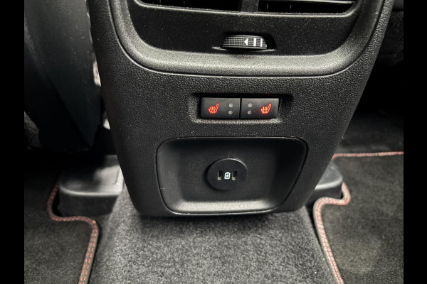 Ford Kuga 2.5 PHEV ST-Line X 243pk | Orig. NL auto | Panoramadak | Head up Display | Adpative LED | Winter Pack | Wegklapbare trekhaak | 19 inch lichtmetalen velgen